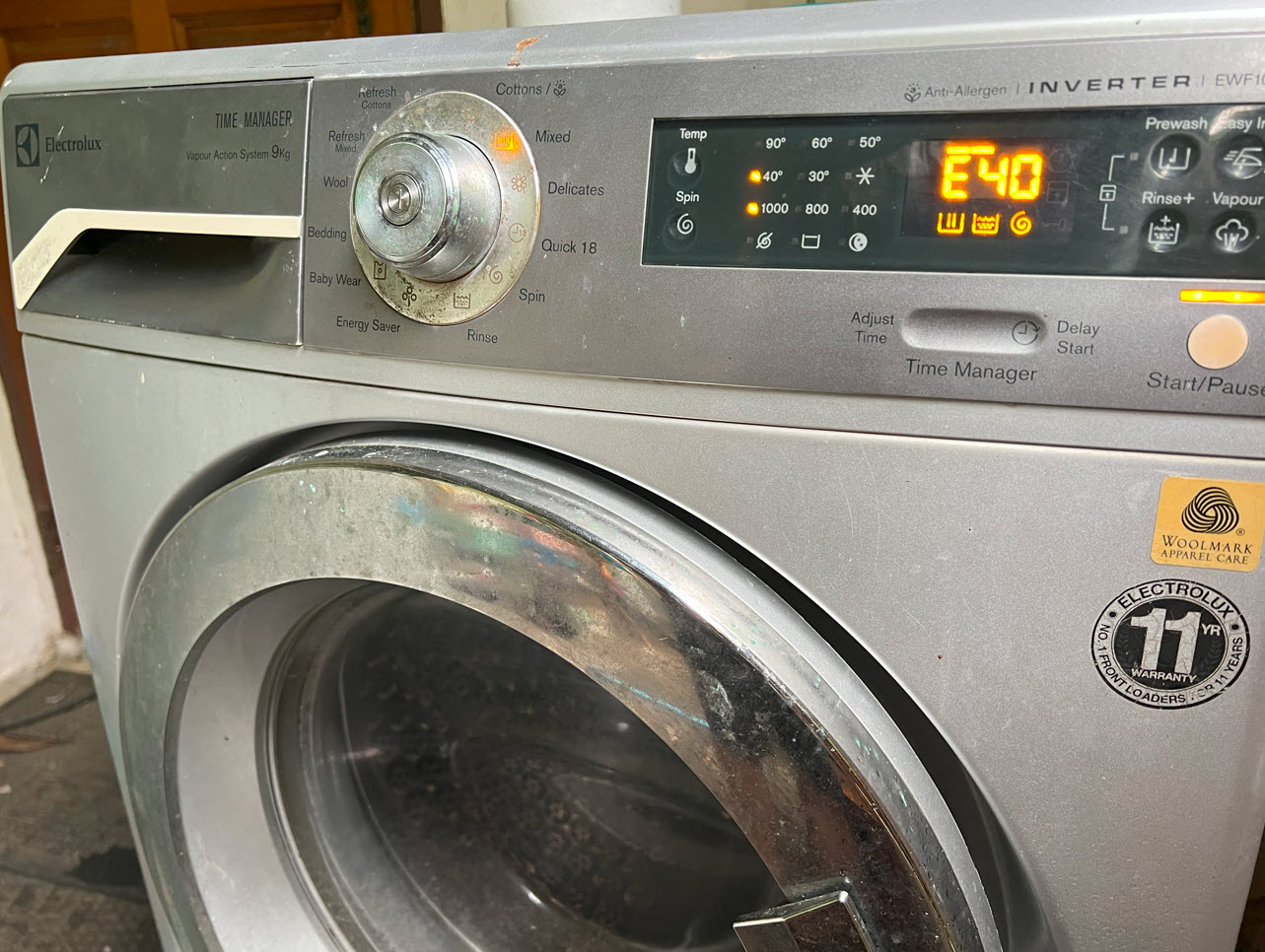 เครื่องซักผ้า Electrolux ขึ้น Error Code E40 E10 E20